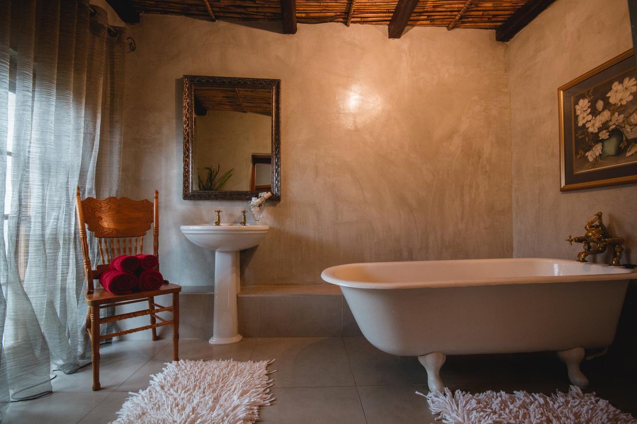 Cypress Cottage Guest House Swellendam Bagian luar foto